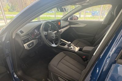Audi A4 35 TFSI S Line