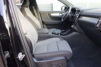 Volvo XC40 B4 Plus Black Edition