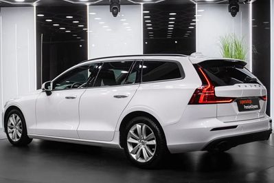 Volvo V60 B3 B Momentum Core