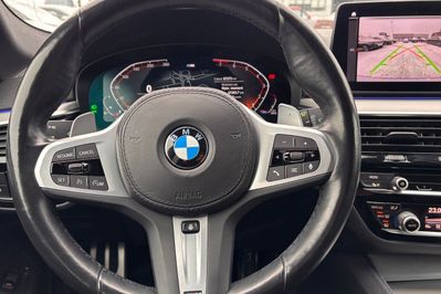 BMW Seria 5 530i xDrive mHEV M Sport sport-aut