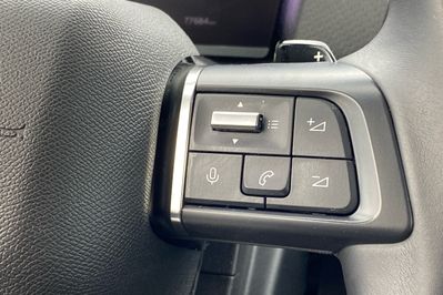 Citroen C4 Shine 1.5 BlueHDI EAT8