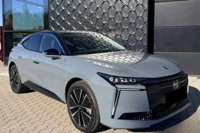 DS N°4 E-Tense Étoile Alcantara  58.3kWh