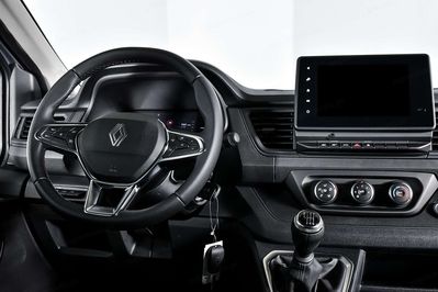 Renault Trafic L2H1 Zabudowa Brygadowa