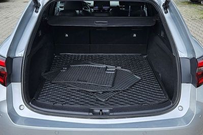 Toyota Corolla 1.8 Hybrid Style