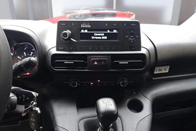 Toyota Proace City Long L2H1 Active Zabudowa Brygadowa