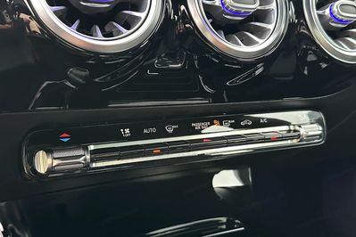 Mercedes CLA 200 AMG Line