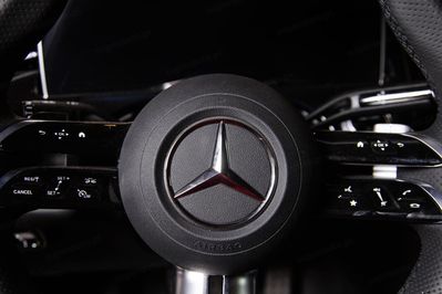 Mercedes Klasa E 200 AMG