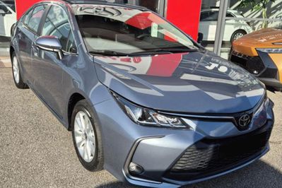 Toyota Corolla Comfort 1.5 benzyna