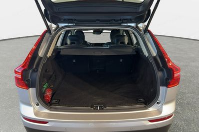 Volvo XC60 B4 D Momentum Pro