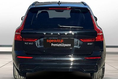 Volvo XC60 B5 B AWD Plus Dark