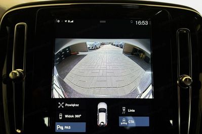 Volvo XC40 T5 Plug-In Hybrid Plus Dark