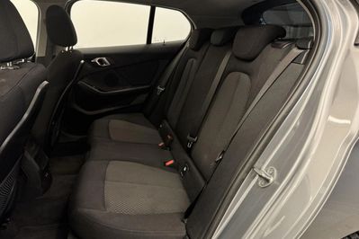 BMW Seria 1 118i Advantage