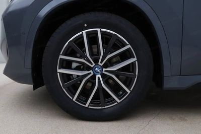 BMW iX1 eDrive20 M Sport
