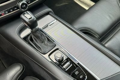 Volvo V90 D5 Scr Awd Pro