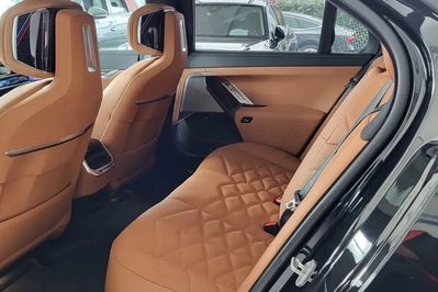 BMW Seria 7 740d xDrive M Sport sport-aut