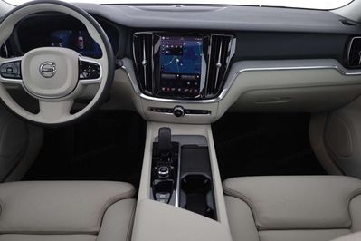 Volvo V60 B4 Plus Bright