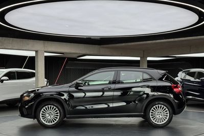 Mercedes GLA 180 7G-DCT