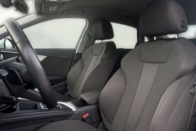 Audi A4 35 TFSI mHEV