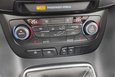 Ford Transit Connect Kombi 230 Active N1 aut
