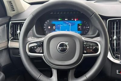 Volvo XC90 T8 AWD Plug-In Hybrid Ultra Dark 7os aut