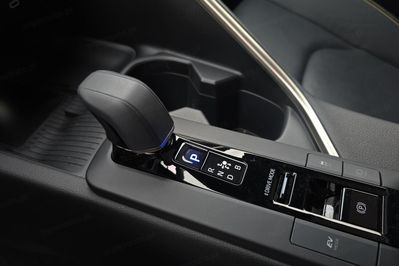 Toyota C-HR 2.0 Hybrid Dynamic Force Executive Premiere Edition