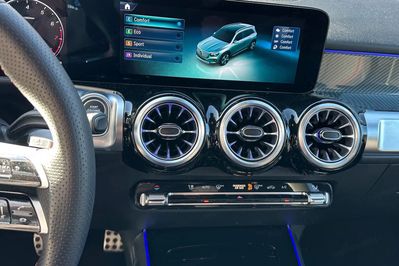 Mercedes GLB 200 mHEV AMG Line 7G-DCT