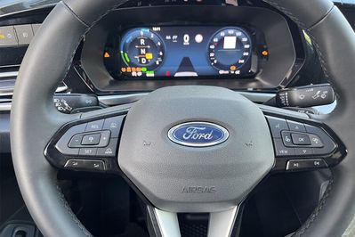 Ford Transit Connect L2 Limited PHEV A6