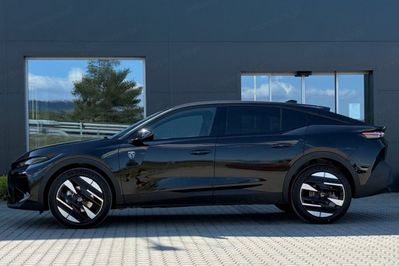 Peugeot 408 GT e-DCS7 1.6 Plug-in Hybrid