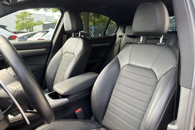 Alfa Romeo Stelvio 2.0 Turbo Sprint Q4 aut