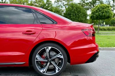 Audi A4 40 TFSI quattro S Line
