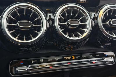 Mercedes GLB 250 4MATIC AMG Line