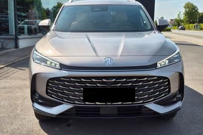 MG HS 1.5T HEV+ Exclusive aut