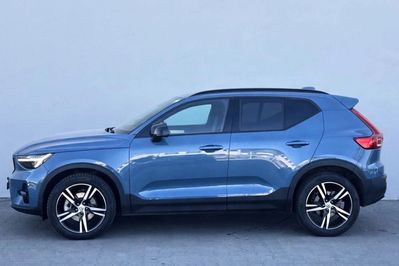 Volvo XC40 B3 Plus Dark