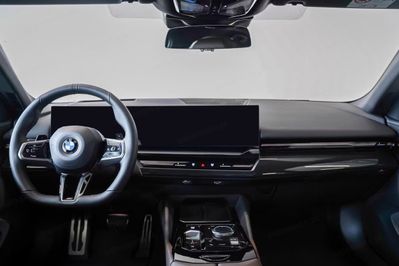 BMW Seria 5 520d M Sport