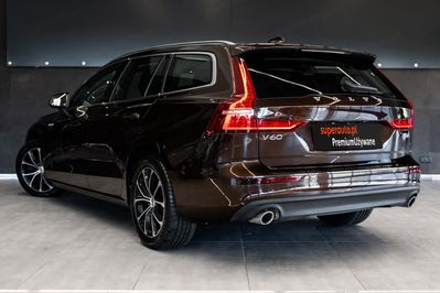 Volvo V60 B4 D Momentum Pro