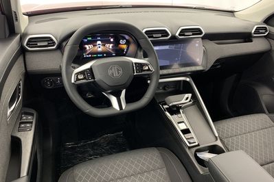 MG ZS Excite 1.5 Hybrid+ AT