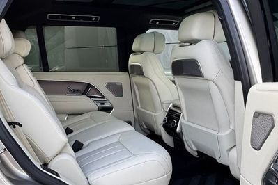 Land Rover Range Rover V8 P535 LWB Autobiography 7os.