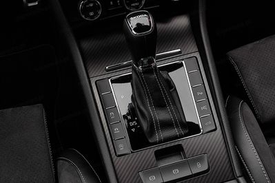 Skoda Superb 2.0 TDI SCR Sportline DSG