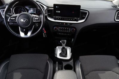 Kia Ceed 1.5 T-GDI L Business Line DCT