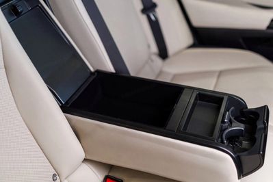 Lexus ES 300h F Sport Design