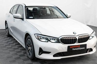 BMW Seria 3 318i Advantage aut
