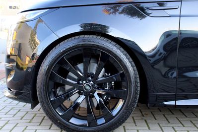 Land Rover Range Rover Sport D300 Dynamic HSE