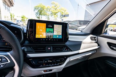 Suzuki Swift Premium Plus 1.2 Dualjet SHVS