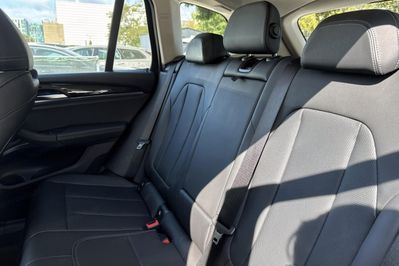BMW X3 sDrive18d mHEV