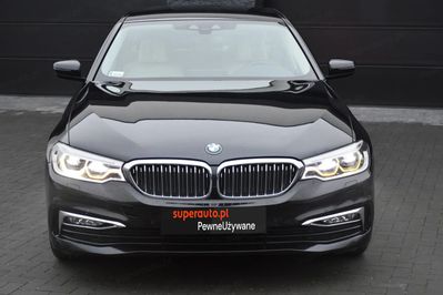 BMW Seria 5 520d xDrive Luxury Line aut
