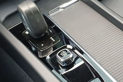 Volvo XC60 B4 B Momentum Pro aut