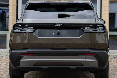 Jeep Compass First Edition 1.2 mHEV FWD DCT
