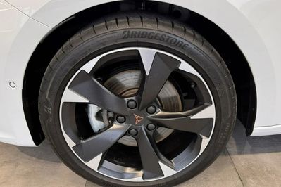 Cupra Leon 2.0 TSI DSG
