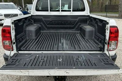 Toyota HiLux 2.4 D-4D Double Cab DLX 4x4