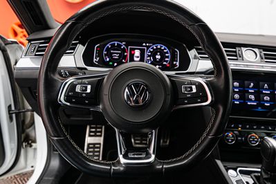 Volkswagen Arteon 2.0 TDI R-Line DSG